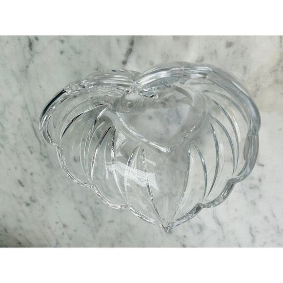 Gorham Heart Shaped Fine Crystal Bowl w/ Bow Germany Candy Dish 1831 Trinket - Picture 9 of 14